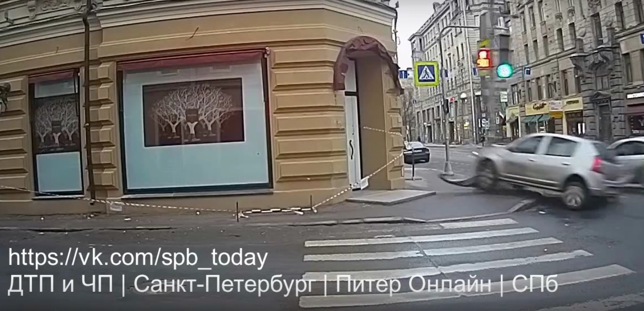 Кадр из видео в vk.com/spb_today